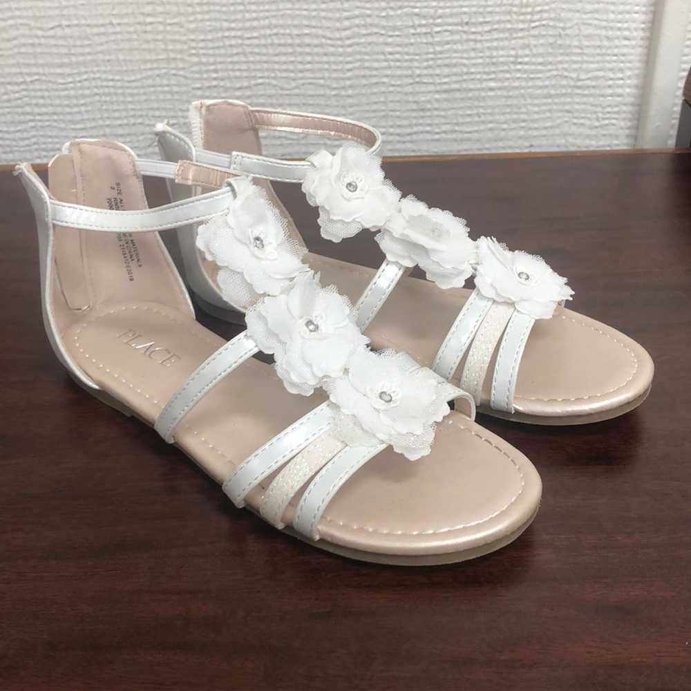 Girls children’s place sandals size 2
